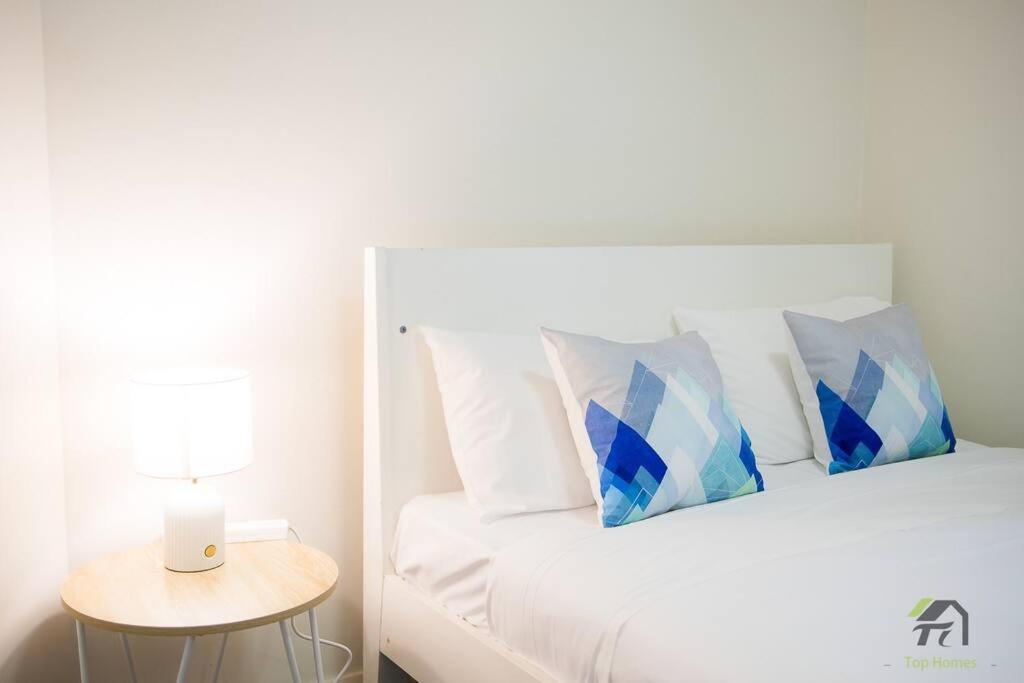 Apartment Sunshine In Canterbury Near To Campsie *